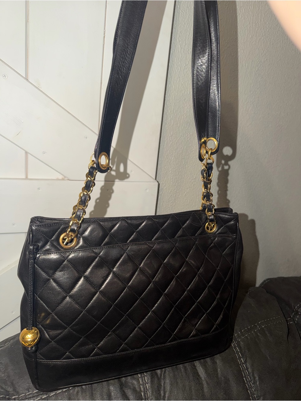 Classic Chanel vintage Quilted LAMBSKIN Black Leather Shoulder Bag